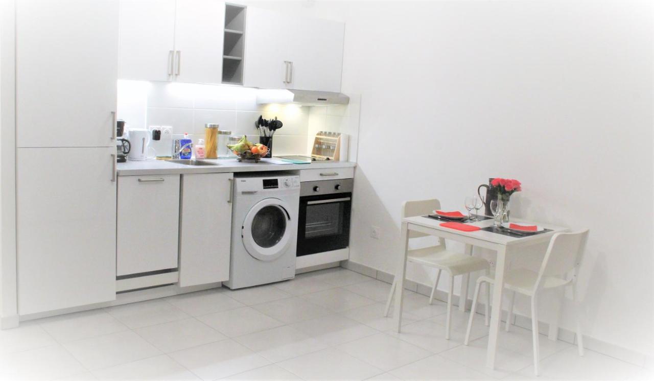 Appartement Tout Equipe, Cosy Σαιν-Ντενί Εξωτερικό φωτογραφία